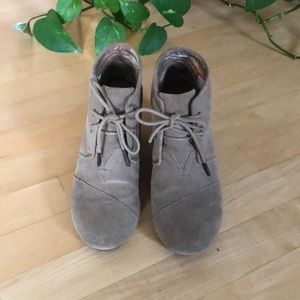 Toms Desert Wedge Bootie